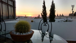 Отель Hotel Suites Sofia  Сантьяго-Де-Керетаро
